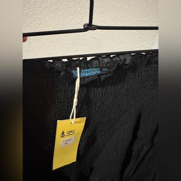 FASHION EXPRESS off-shoulder bell sleeve top - Picture 5 of 5